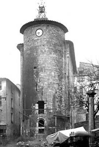 Hyères : tour Saint-Blaise - Ministère de la Culture - Médiathèque de l'architecture et du patrimoine (avant 1905)
