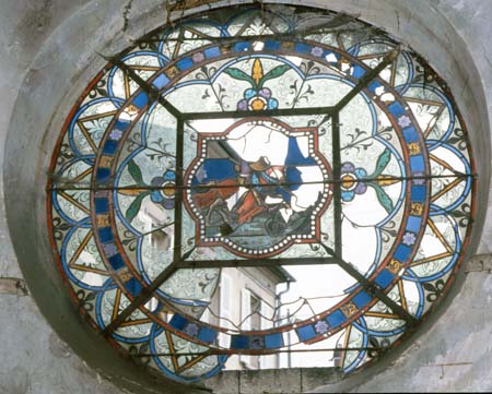 Laigneville : oculus de la chapelle